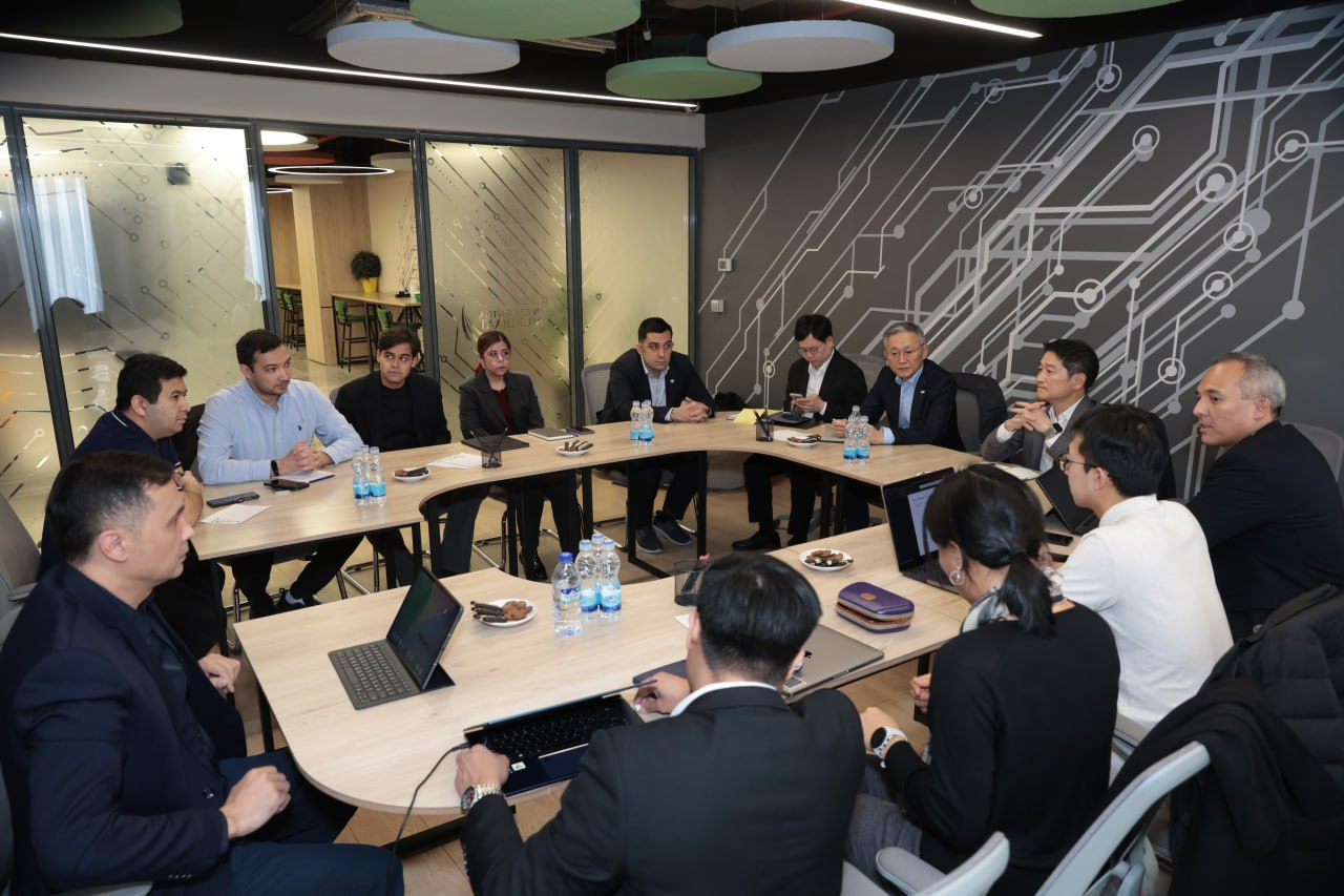 Общее фото делегации