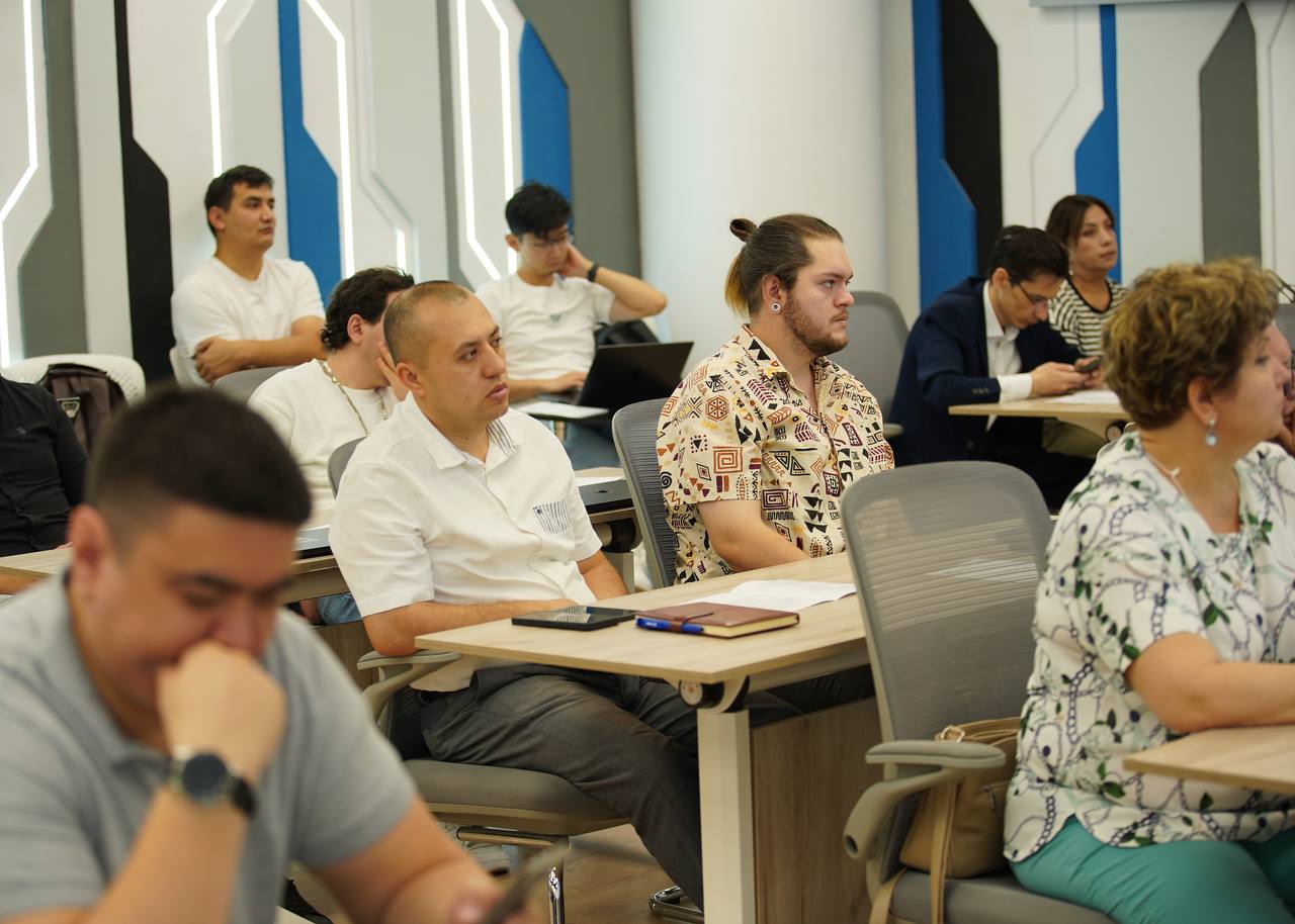 Специалисты UZINFOCOM проходят обучение по международным медицинским стандартам LOINC и SNOMED CT